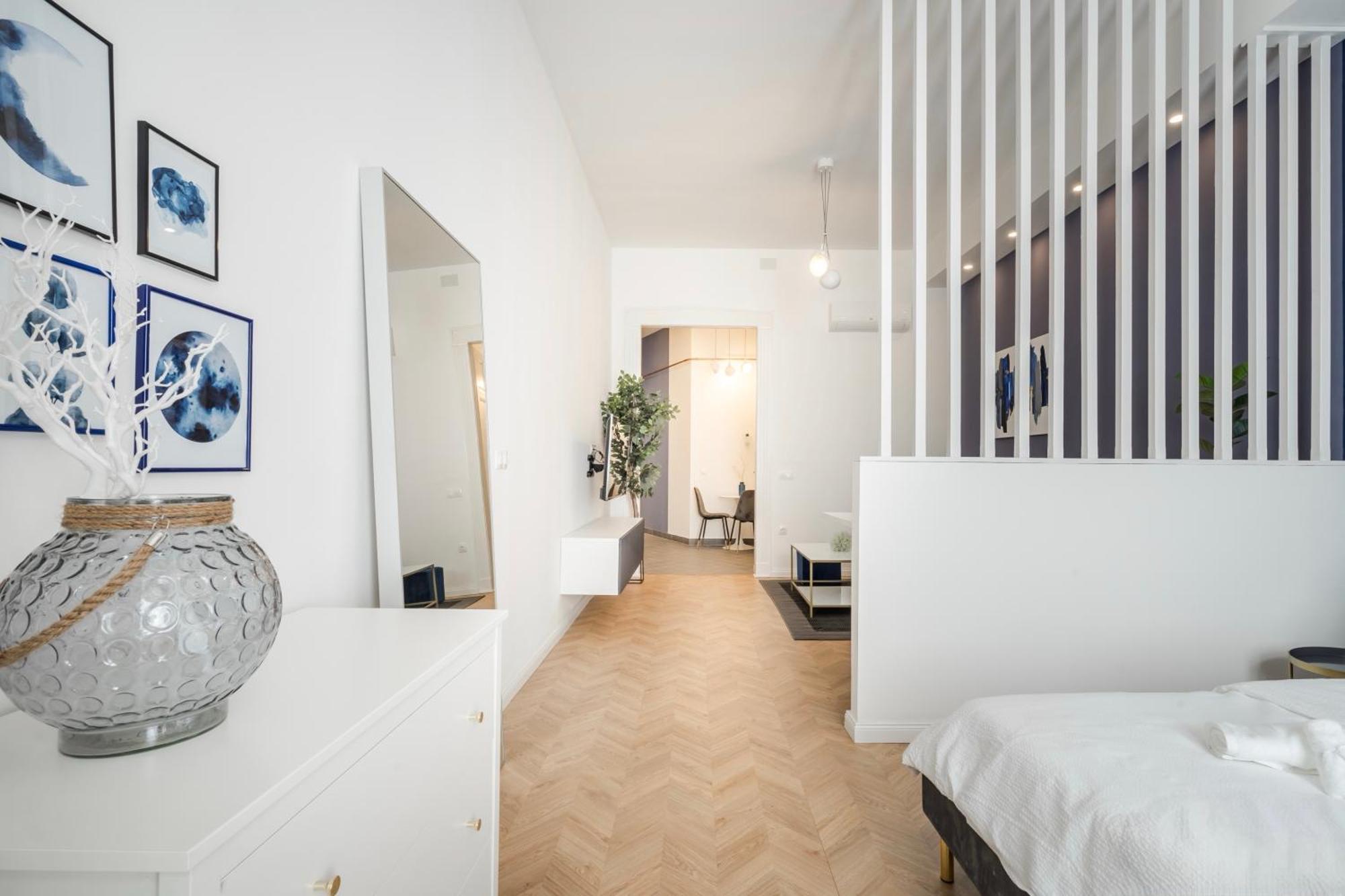 D58 - Grand Boulevard Royal Apartment - Best Location By Bqa Budapest Esterno foto